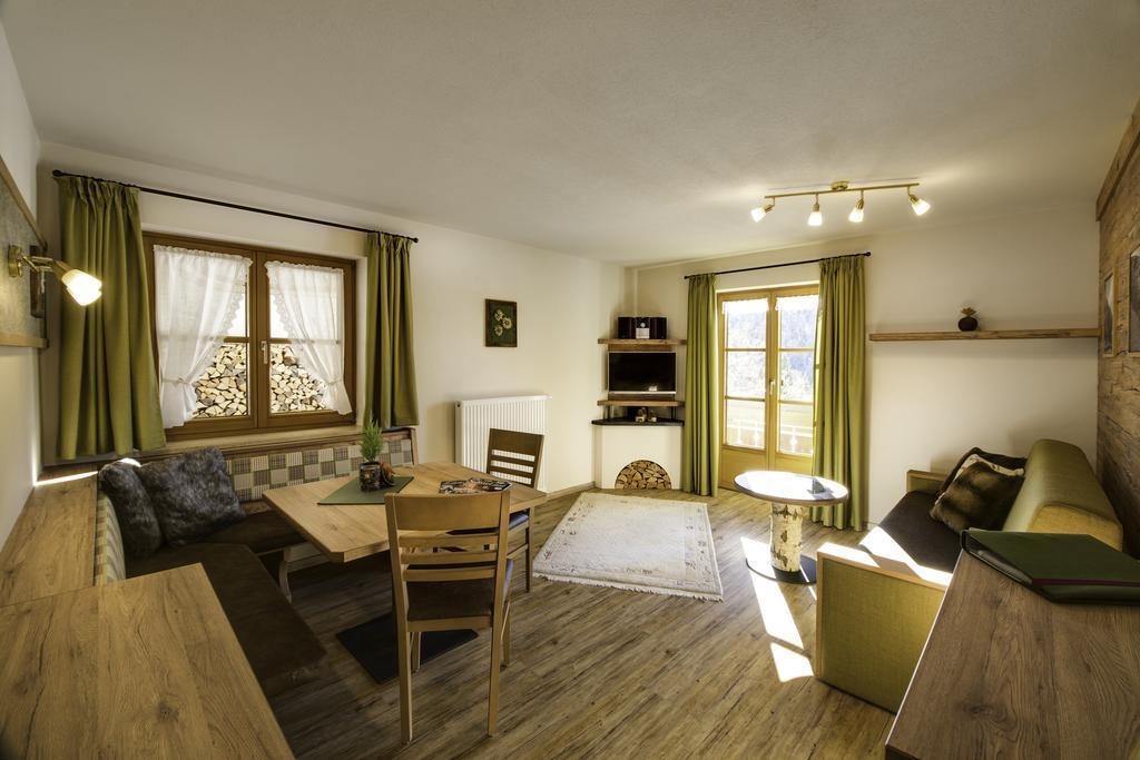 Siplinger Suites - Ferienwohnungen - Sauna Und Fitness بالديرشفانغ الغرفة الصورة